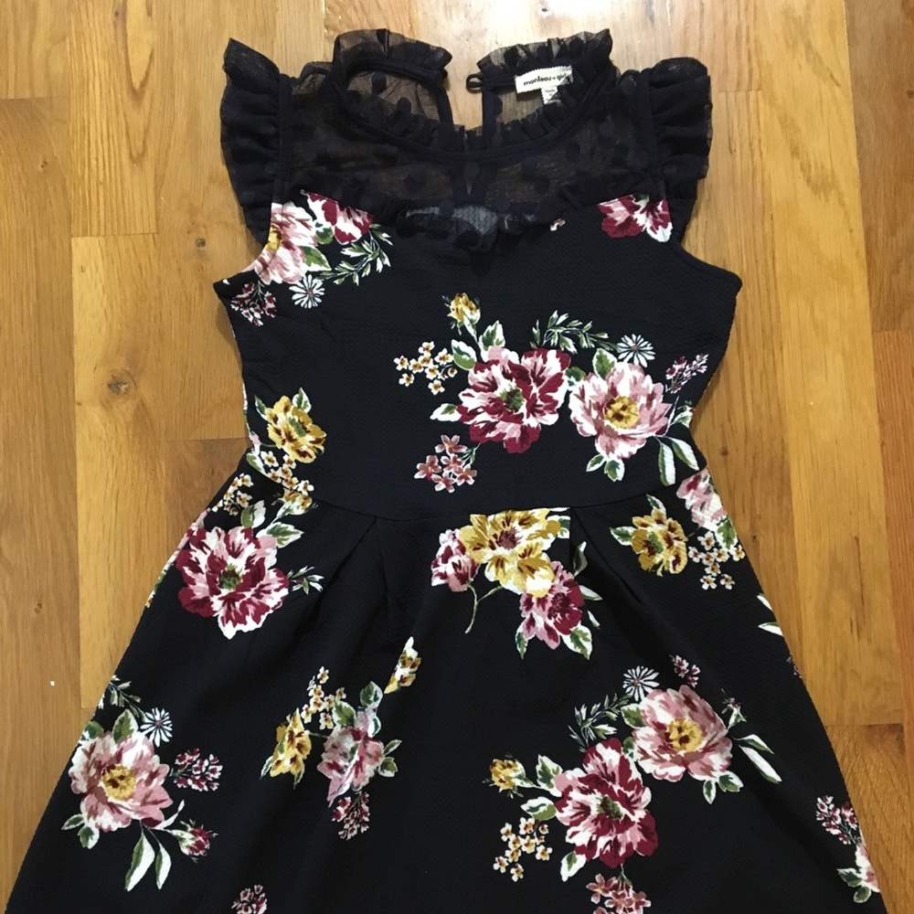 Monteau girl dress size 10 New no tag never worn